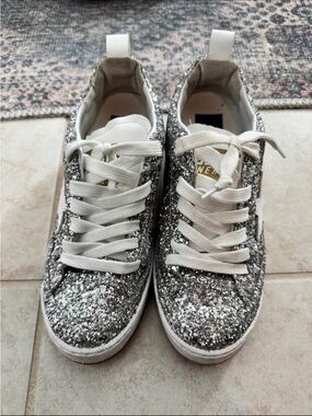 Golden goose sneaker